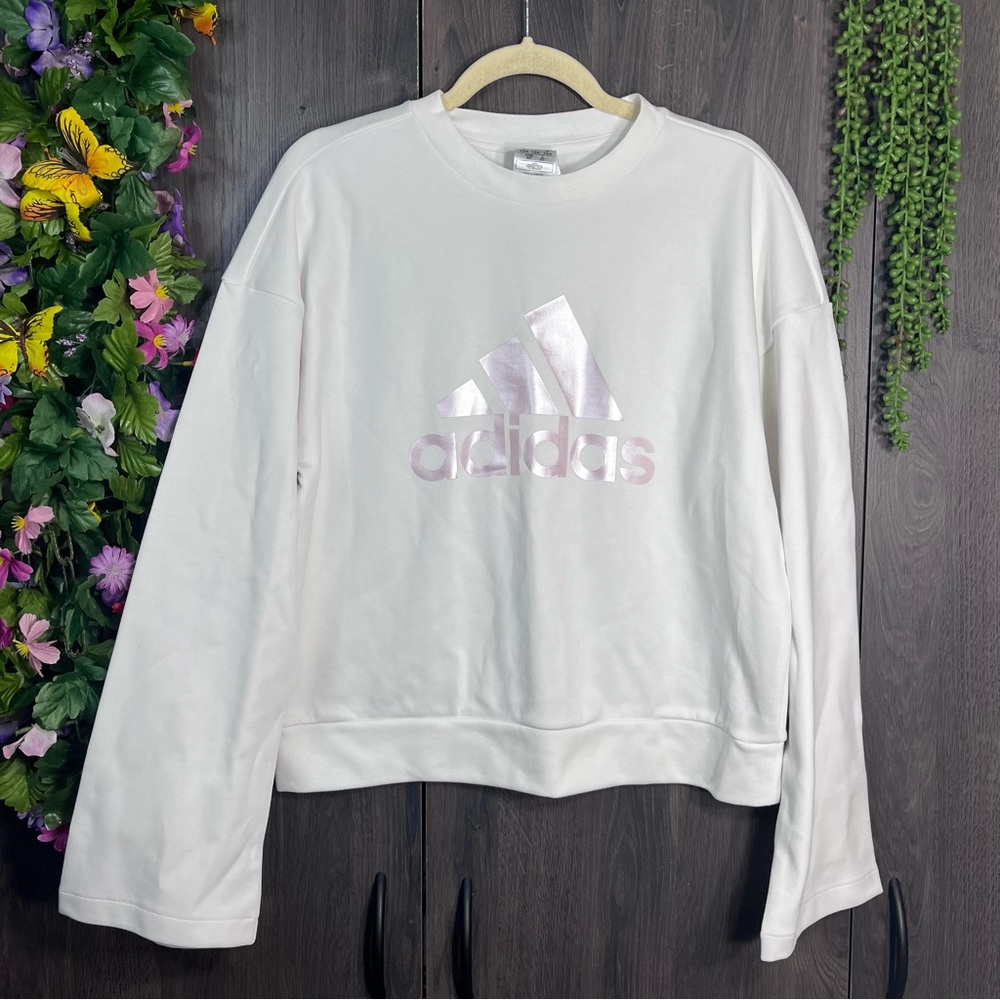 ||NWT Adidas Crew Neck Rose Gold Pullover White Sweater Size Small